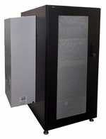 DEFENDER ™ Air Conditioned Cabinets